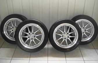 J2R Rodas e Pneus - Foto 1